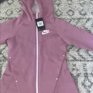 Nike zip up sweatshirt with hood